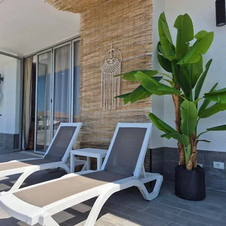 Lux Penthouse *