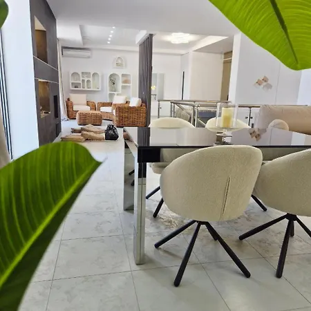 Lux Penthouse *