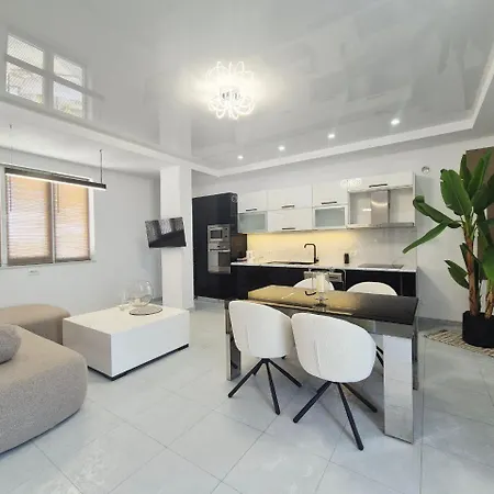 Lux Penthouse Apartment Durrës