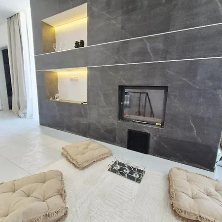 Lux Penthouse Дуррес