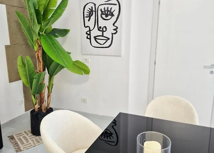 Lux Penthouse Durrës